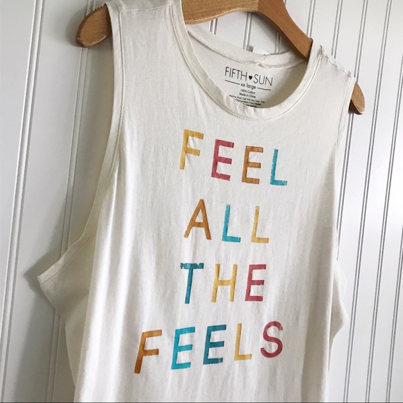 ⭐️ 3 for $25 Graphic Tee - Picture 4 of 6